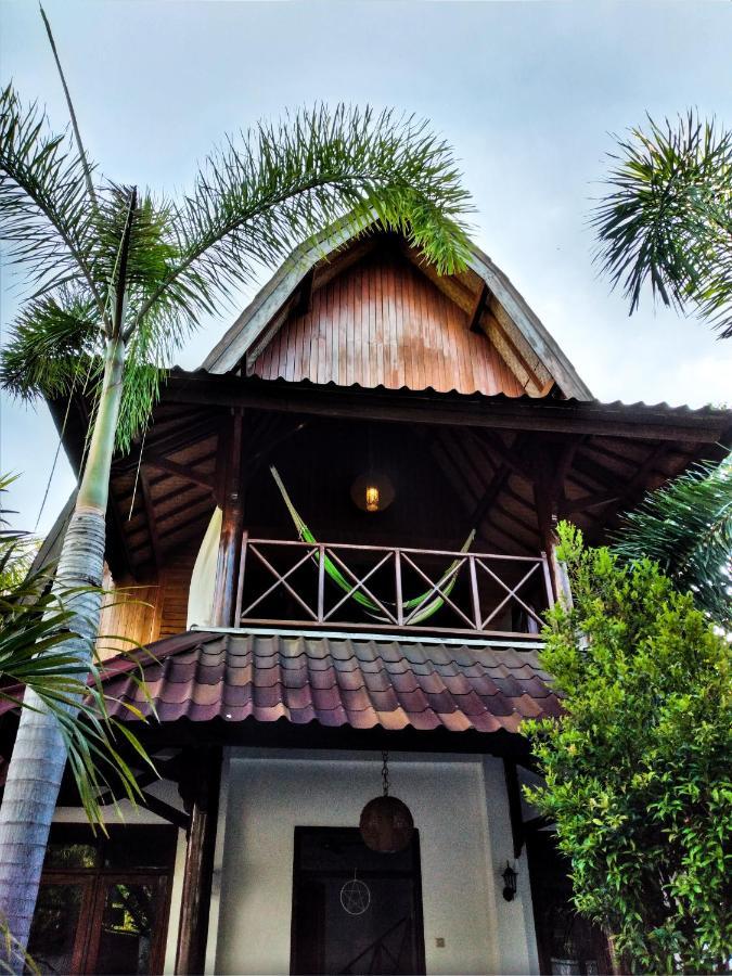 Gili Moonlight Retreat Villa Gili Air Exterior photo